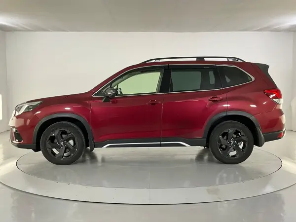 2022 Subaru Forester — photo 3 | Tuminion Kenya