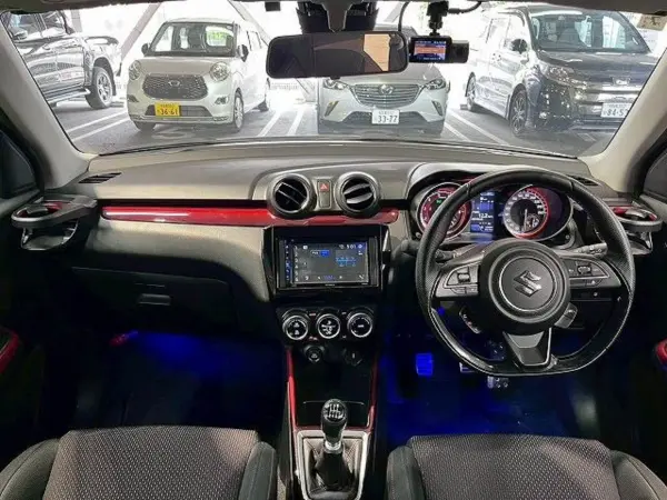 2020 Suzuki Swift — photo 2 | Tuminion Kenya