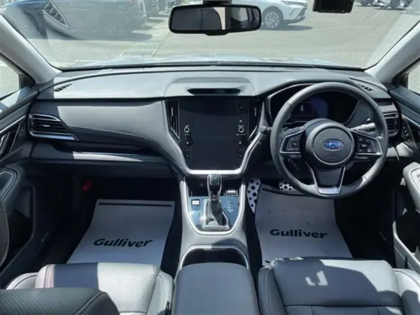 2022 Subaru Legacy Outback — photo 2 | Tuminion Kenya