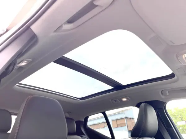 2023 Volvo Xc40 — photo 7 | Tuminion Kenya