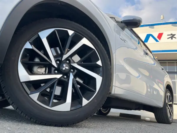 2023 Mitsubishi Outlander — photo 9 | Tuminion Kenya