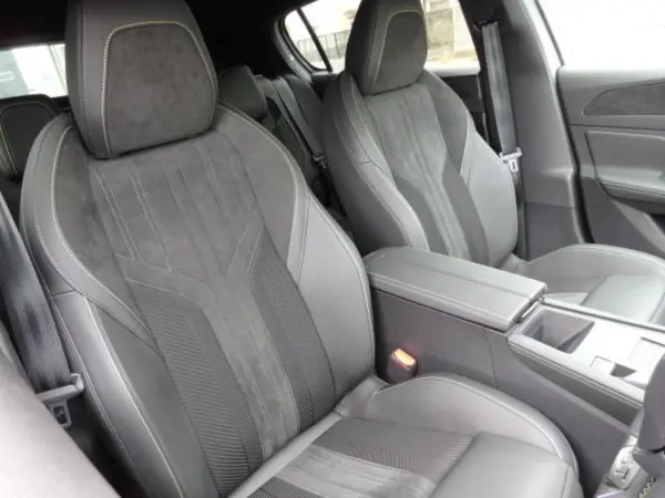 2025 Peugeot 308 — photo 8 | Tuminion Kenya