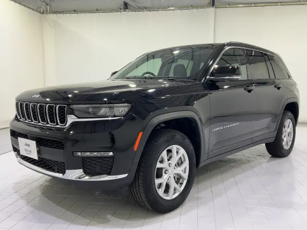 2023 Jeep Grand Cherokee — photo 8 | Tuminion Kenya