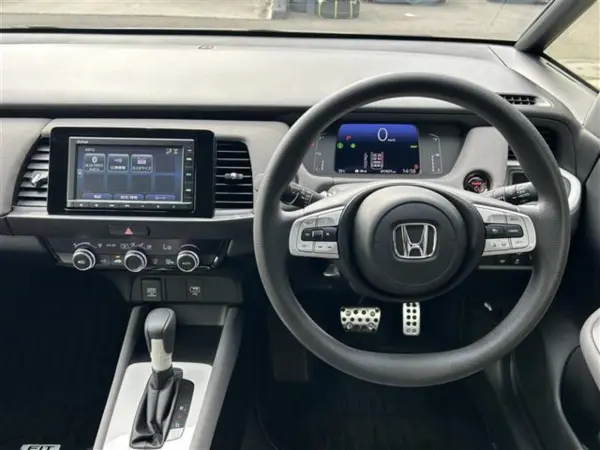 2021 Honda Fit — photo 2 | Tuminion Kenya