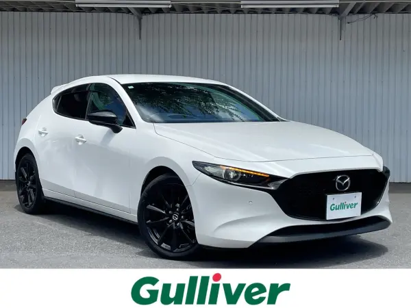 Mazda MAZDA3 Fastback 2.0 20S Black Tone Edition 4WD — 2023, 12,000km, for sale in Kenya