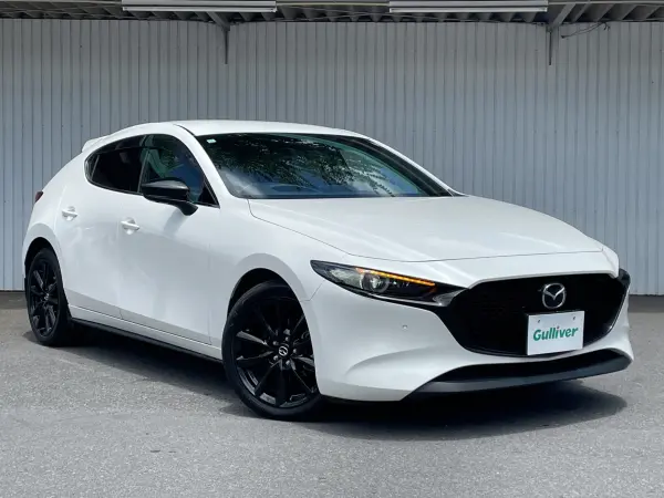 2023 Mazda 3 Fastback — photo 9 | Tuminion Kenya