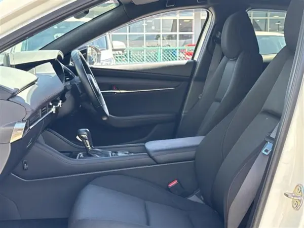 2023 Mazda 3 Fastback — photo 3 | Tuminion Kenya