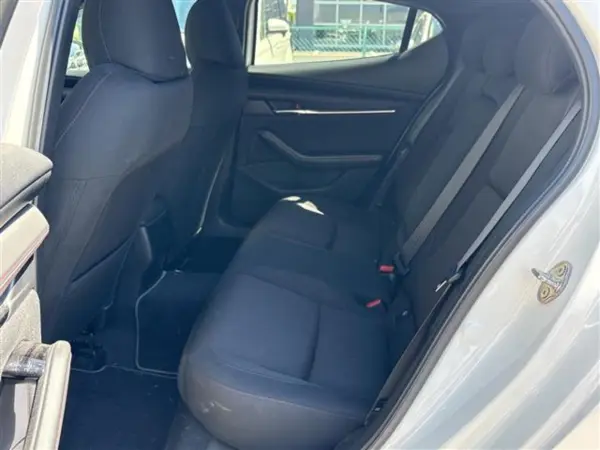 2023 Mazda 3 Fastback — photo 7 | Tuminion Kenya