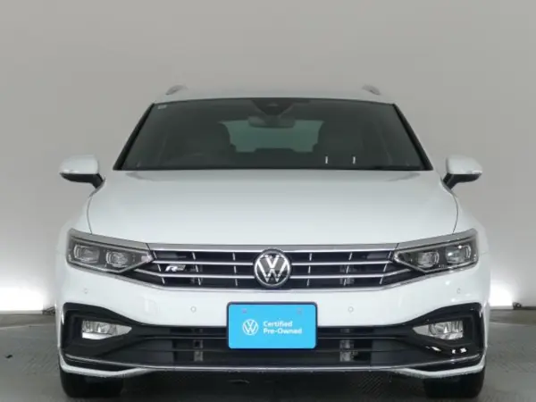 2024 Volkswagen Passat — photo 3 | Tuminion Kenya