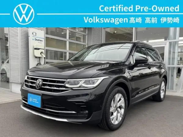 Volkswagen Tiguan TSI Elegance Non-Smoking (Black)