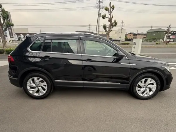 2024 Volkswagen Tiguan — photo 3 | Tuminion Kenya