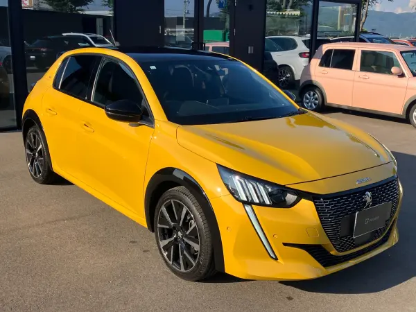 2023 Peugeot 208 — photo 3 | Tuminion Kenya