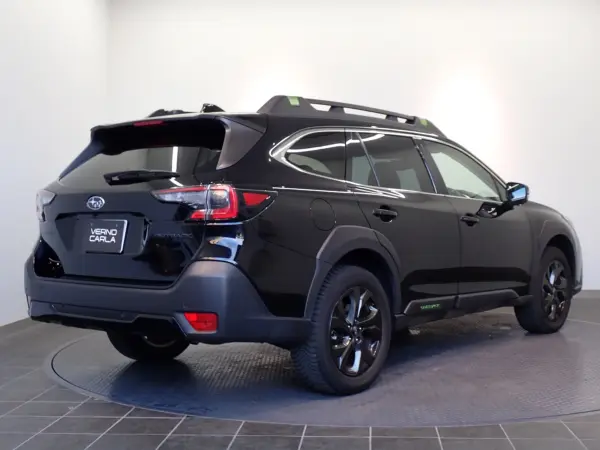 2022 Subaru Legacy Outback — photo 2 | Tuminion Kenya