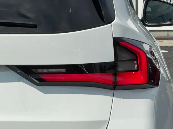 2025 Bmw X1 — photo 7 | Tuminion Kenya