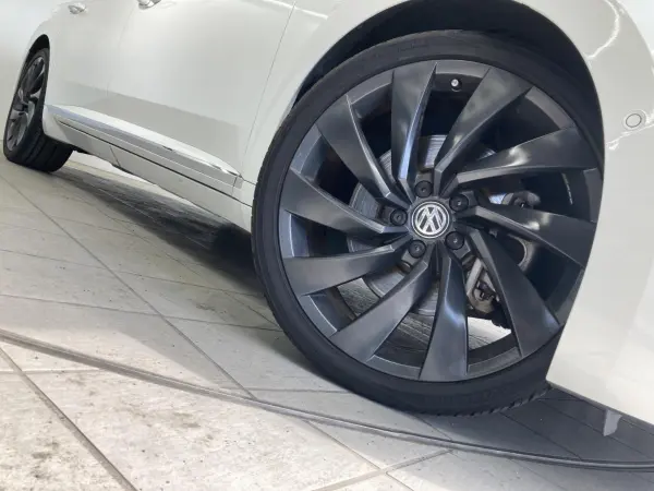 2018 Volkswagen Arteon — photo 8 | Tuminion Kenya