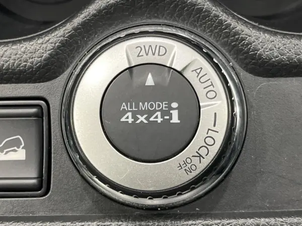 2020 Nissan Xtrail — photo 3 | Tuminion Kenya