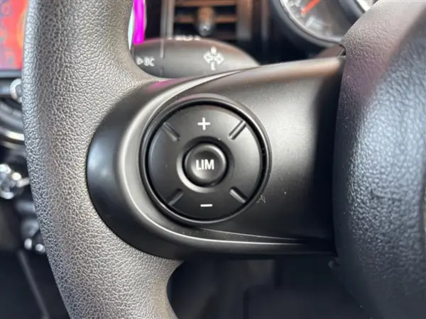2019 Mini Cooper — photo 9 | Tuminion Kenya