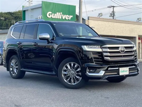 2023 Toyota Landrcuiser 300 — photo 8 | Tuminion Kenya