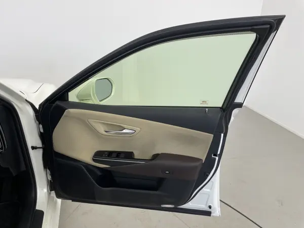 2018 Toyota Crown — photo 9 | Tuminion Kenya