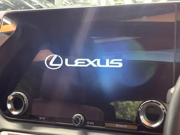 2025 Lexus Rx — photo 7 | Tuminion Kenya