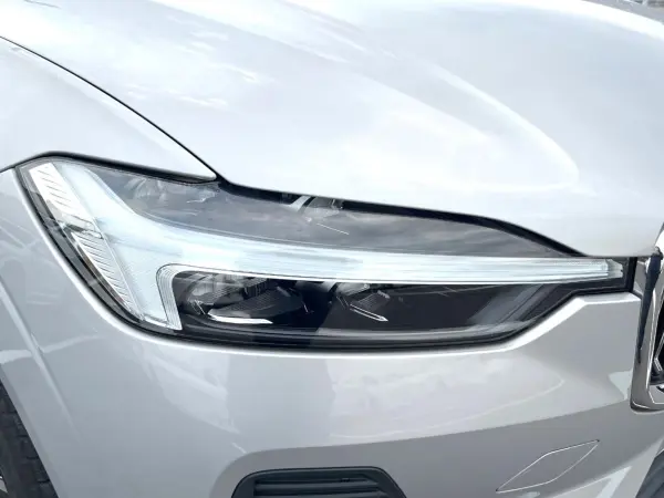 2022 Volvo Xc60 — photo 8 | Tuminion Kenya