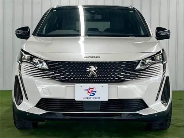 2021 Peugeot 5008 — photo 9 | Tuminion Kenya