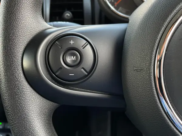 2020 Mini Cooper — photo 7 | Tuminion Kenya