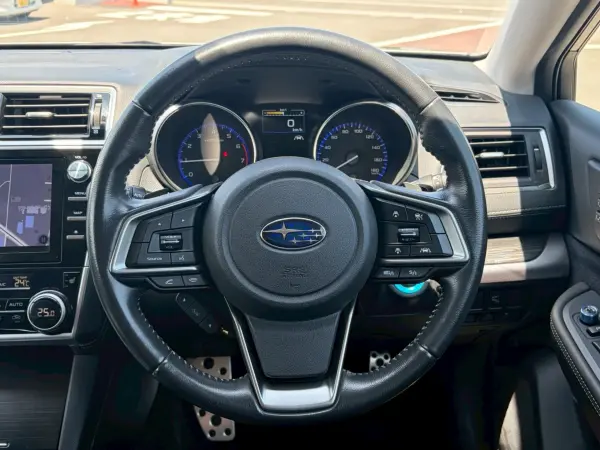 2020 Subaru Legacy Outback — photo 9 | Tuminion Kenya