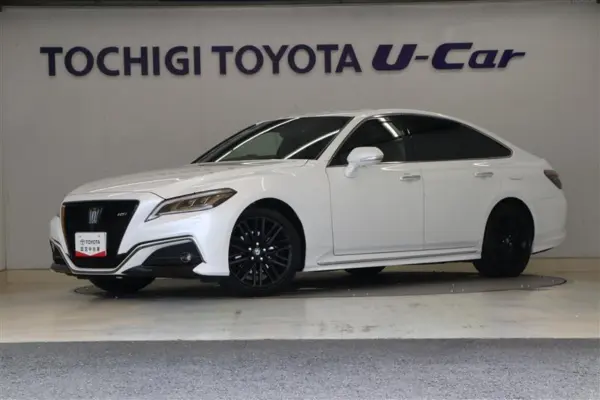 Toyota Crown Hybrid 2.5 RS Limited II (White Pearl)