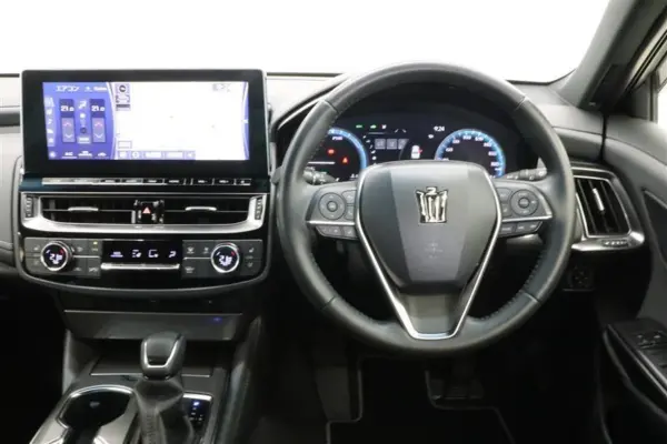 2022 Toyota Crown — photo 7 | Tuminion Kenya