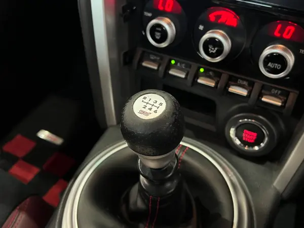 2020 Subaru Brz — photo 2 | Tuminion Kenya