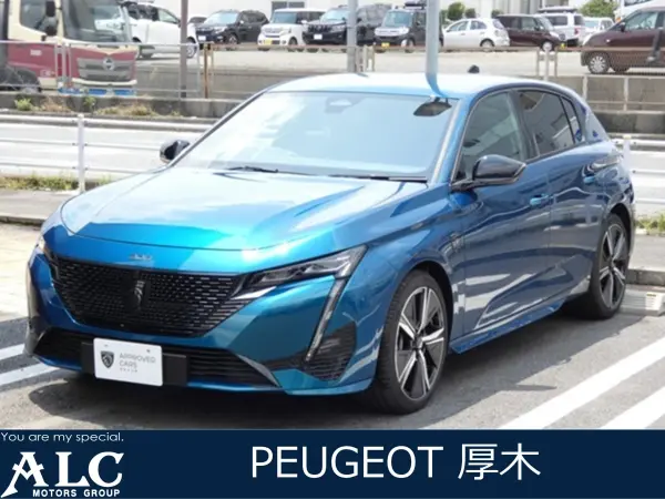 2025 Peugeot 308 — photo 1