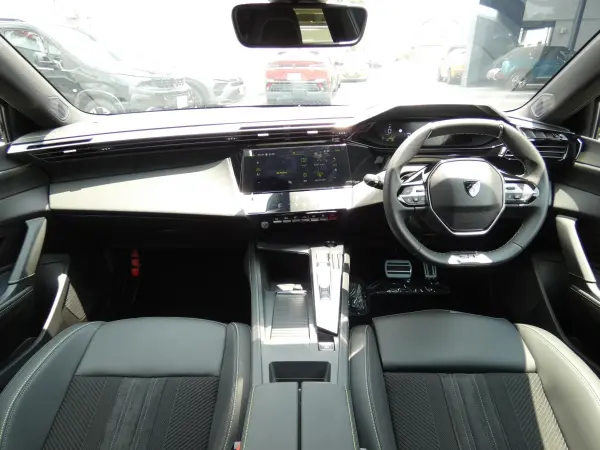 2025 Peugeot 308 — photo 3 | Tuminion Kenya