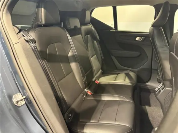2019 Volvo Xc40 — photo 9 | Tuminion Kenya