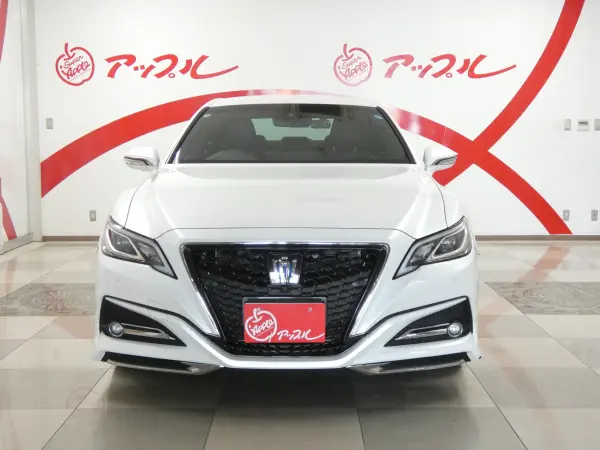 2021 Toyota Crown — photo 2 | Tuminion Kenya