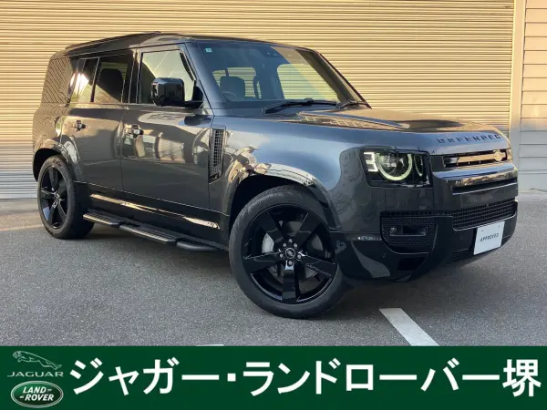 Land Rover Defender 110 Urban Beat Edition Diesel Turbo 4WD Certified Used Car 22-inch Gloss Black Alloy Wheels (Carpathian Grey Premium Metallic)