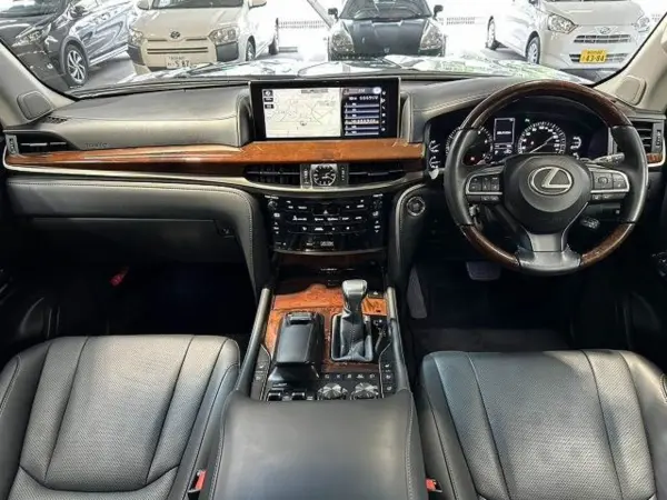 2015 Lexus Lx — photo 2 | Tuminion Kenya