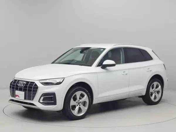 2025 Audi Q5 — photo 1