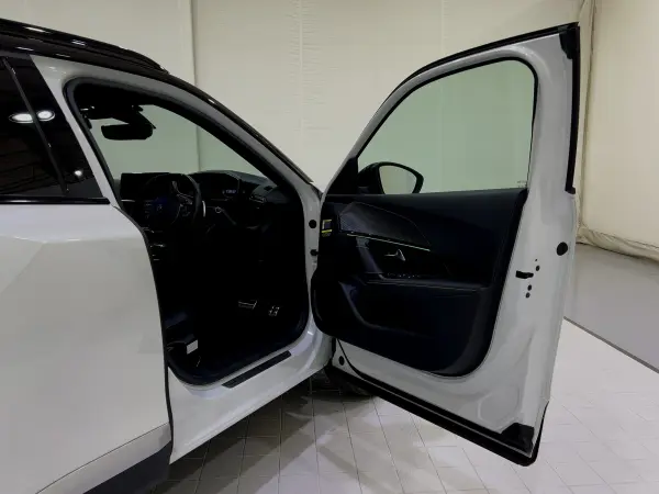 2021 Peugeot 2008 — photo 8 | Tuminion Kenya