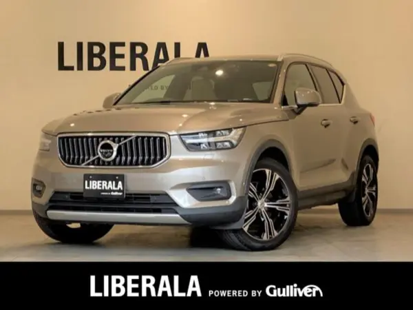 2020 Volvo Xc40 — photo 1