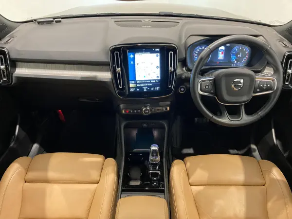 2020 Volvo Xc40 — photo 2 | Tuminion Kenya