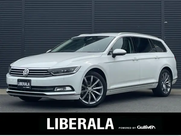 2019 Volkswagen Passat — photo 1