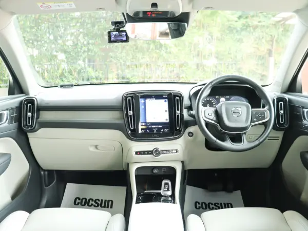 2021 Volvo Xc40 — photo 2 | Tuminion Kenya