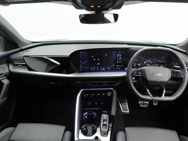 2025 Audi Q5 — photo 8 | Tuminion Kenya