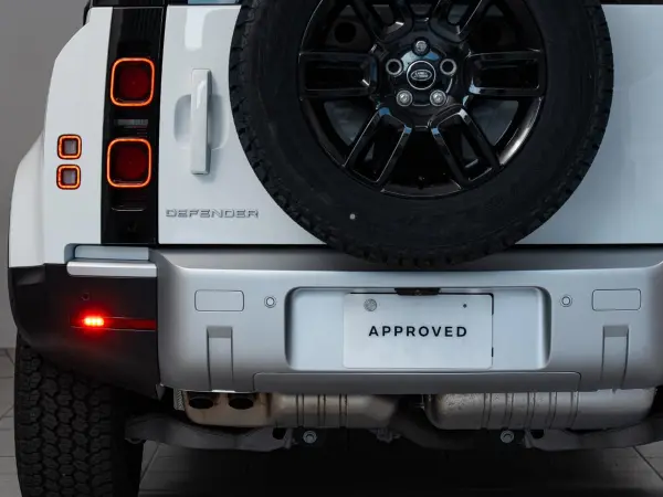 2025 Landrover Defender — photo 8 | Tuminion Kenya