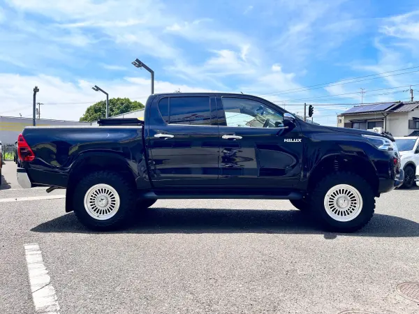 2023 Toyota Hilux — photo 3 | Tuminion Kenya