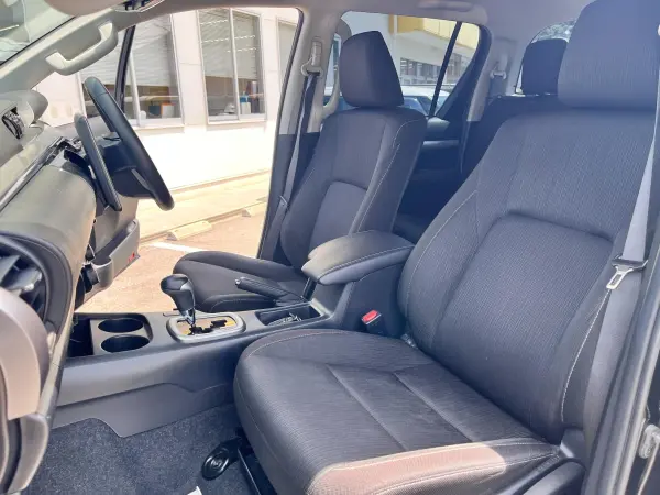 2023 Toyota Hilux — photo 8 | Tuminion Kenya