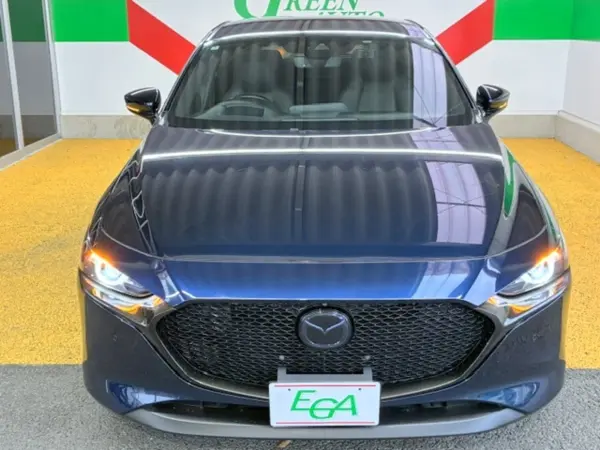 2022 Mazda 3 Fastback — photo 9 | Tuminion Kenya