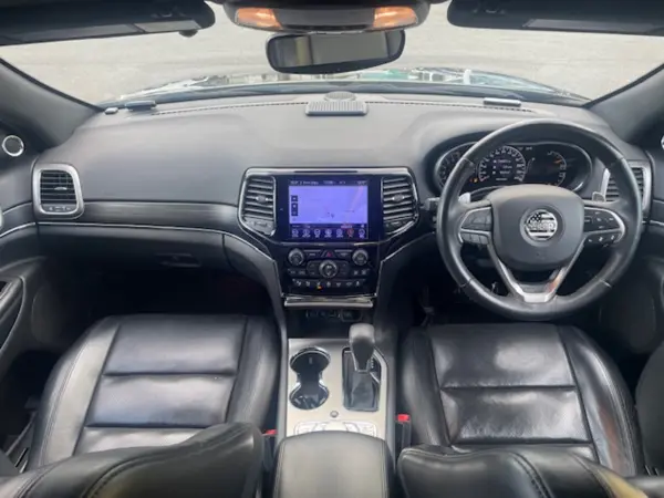 2019 Jeep Grand Cherokee — photo 2 | Tuminion Kenya