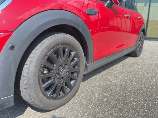 2023 Mini Cooper — photo 3 | Tuminion Kenya